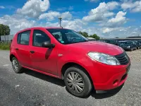 Gebraucht Dacia Sandero 75 PS (55 kW) 2009 Rot Limousine