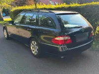 Gebraucht Mercedes E240 Avantgarde 177 PS (130 kW) 2004 Blau Kombi