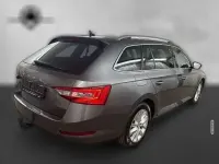 Gebraucht Skoda Superb Ambition 150 PS (110 kW) 2024 Grau metallic