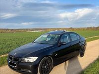 Gebraucht BMW 320 163 PS (119 kW) 2007 Schwarz Limousine