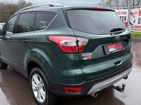 Gebraucht Ford Kuga Titanium 179 PS (131 kW) 2018 Grün SUV