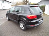 Gebraucht VW Tiguan 140 PS (102 kW) 2012 Schwarz SUV
