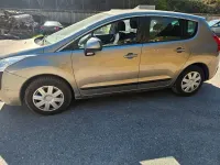 Gebraucht Peugeot 3008 109 PS (80 kW) 2010 Grau Kombi