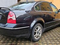 Gebraucht VW Passat Basis 131 PS (96 kW) 2003 Schwarz Limousine