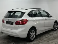 Gebraucht BMW 218 Active Tourer 391 PS (287 kW) 2017 Weiss Van / Kleinbus