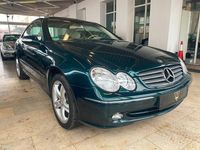 Gebraucht Mercedes CLK320 218 PS (160 kW) 2023 Grün Coupé