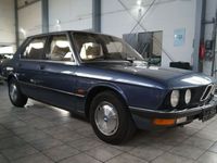 Gebraucht BMW 525 150 PS (110 kW) 1981 Blau Limousine