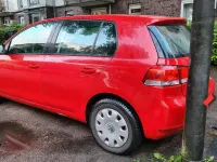 Gebraucht VW Golf VI 80 PS (58 kW) 2010 Rot Kleinwagen