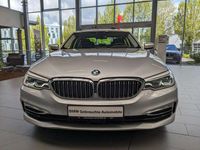 Gebraucht BMW 530 Luxury Line 265 PS (194 kW) 2020 Glaciersilber metallic Limousine