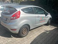 Gebraucht Ford Fiesta 96 PS (70 kW) 2009 Silber Kleinwagen