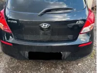 Gebraucht Hyundai i20 86 PS (63 kW) 2014 Schwarz Kleinwagen