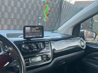 Używany VW up! 60 KM (44 kW) 2012 Czarny Hatchback