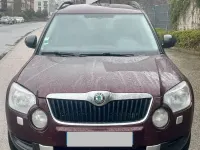 Używany Skoda Yeti Active 105 KM (77 kW) 2010 Brązowy SUV