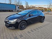 Gebraucht Opel Astra GTC 165 PS (121 kW) 2014 Schwarz Limousine