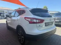 Gebraucht Nissan Qashqai N-Vision 131 PS (96 kW) 2016 Weiß SUV