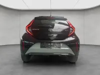 Gebraucht Toyota Aygo X Lounge 92 PS (67 kW) 2026 Grün SUV