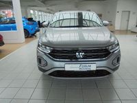 Gebraucht VW T-Roc Move 110 PS (80 kW) 2023 Pyrit silber metallic SUV