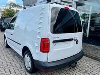 Gebraucht VW Caddy 102 PS (75 kW) 2019 Candyweiss Van / Kleinbus