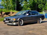 Gebraucht BMW 750L 299 PS (219 kW) 1988 Grau Limousine
