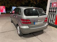 Gebraucht Mercedes B150 95 PS (69 kW) 2007 Andere farben Van / Kleinbus