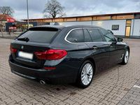 Gebraucht BMW 520 190 PS (139 kW) 2018 Grau Kombi