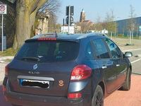 Gebraucht Renault Clio II Authentique 75 PS (55 kW) 2008 Grau Limousine