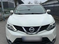 Gebraucht Nissan Qashqai 130 PS (95 kW) 2016 Weiß SUV