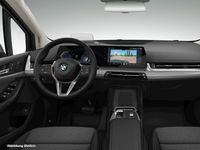 Gebraucht BMW 220 Active Tourer 156 PS (114 kW) 2025 Grau Van / Kleinbus