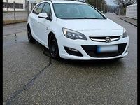 Gebraucht Opel Astra 165 PS (121 kW) 2013 Weiß Kombi