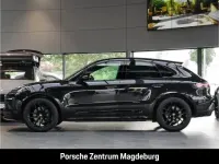 Gebraucht Porsche Macan 265 PS (194 kW) 2024 Schwarz SUV