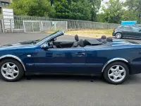 Gebraucht Mercedes CLK200 136 PS (100 kW) 1999 Blau Cabrio