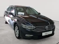 Gebraucht VW Passat 150 PS (110 kW) 2021 Deep black perleffekt Kombi