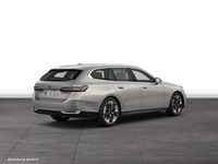 Gebraucht BMW 520 197 PS (144 kW) 2025 Grau Kombi