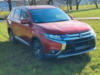Gebraucht Mitsubishi Outlander Plus 150 PS (110 kW) 2016 Rot SUV