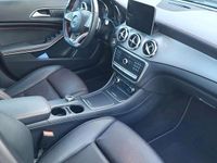 Gebraucht Mercedes GLA250 211 PS (155 kW) 2019 Schwarz SUV