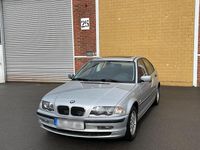 Gebraucht BMW 320 136 PS (100 kW) 2001 Silber Limousine