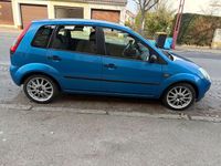 Gebraucht Ford Fiesta 69 PS (50 kW) 2004 Grün Kleinwagen