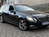 Gebraucht Mercedes E350 231 PS (169 kW) 2010 Schwarz Kombi