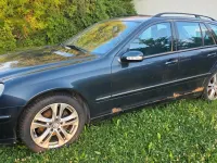 Gebraucht Mercedes C180 143 PS (105 kW) 2003 Schwarz Kombi