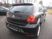 Gebraucht VW Polo LOUNGE 75 PS (55 kW) 2015 Schwarz Limousine