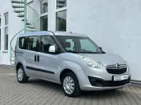 Gebraucht Opel Combo Edition 95 PS (69 kW) 2013 Silber Van / Kleinbus