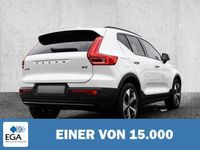 Gebraucht Volvo XC40 Plus 163 PS (119 kW) 2023 Weiß metallic SUV