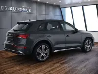 Używany Audi Q5 S-Line 299 KM (219 kW) 2023 Szary SUV