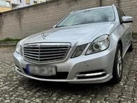 Gebraucht Mercedes E220 Elegance 170 PS (125 kW) 2012 Silber Kombi