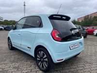 Gebraucht Renault Twingo 60 kW (82 PS) 2023 Pastellblau Kleinwagen