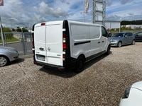 Usata Opel Vivaro 121 CV (88 kW) 2017 Bianco Monovolume