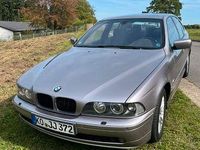 Gebraucht BMW 525 192 PS (141 kW) 2001 Silber Limousine