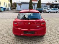 Gebraucht Suzuki Swift Club 83 PS (61 kW) 2021 Rot Kleinwagen