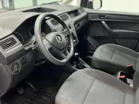 Gebraucht VW Caddy Conceptline 102 PS (75 kW) 2018 Rot Van / Kleinbus