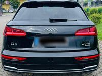 Second-hand Audi Q5 S-Line 190 CP (139 kW) 2019 Negru SUV
